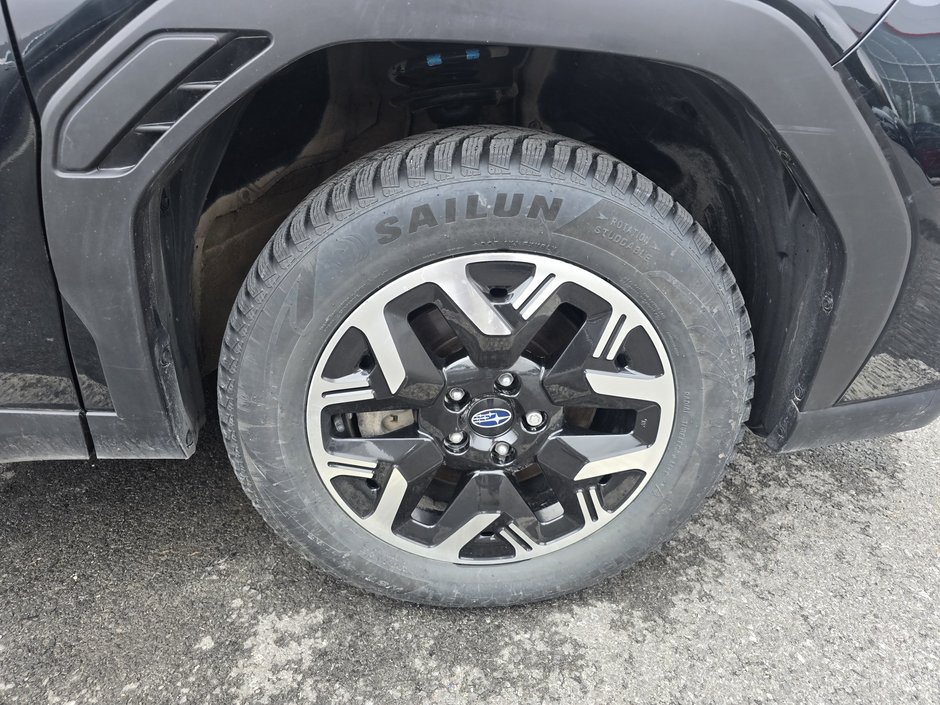 2025 Subaru Forester Convenience IMPECCABLE !-1