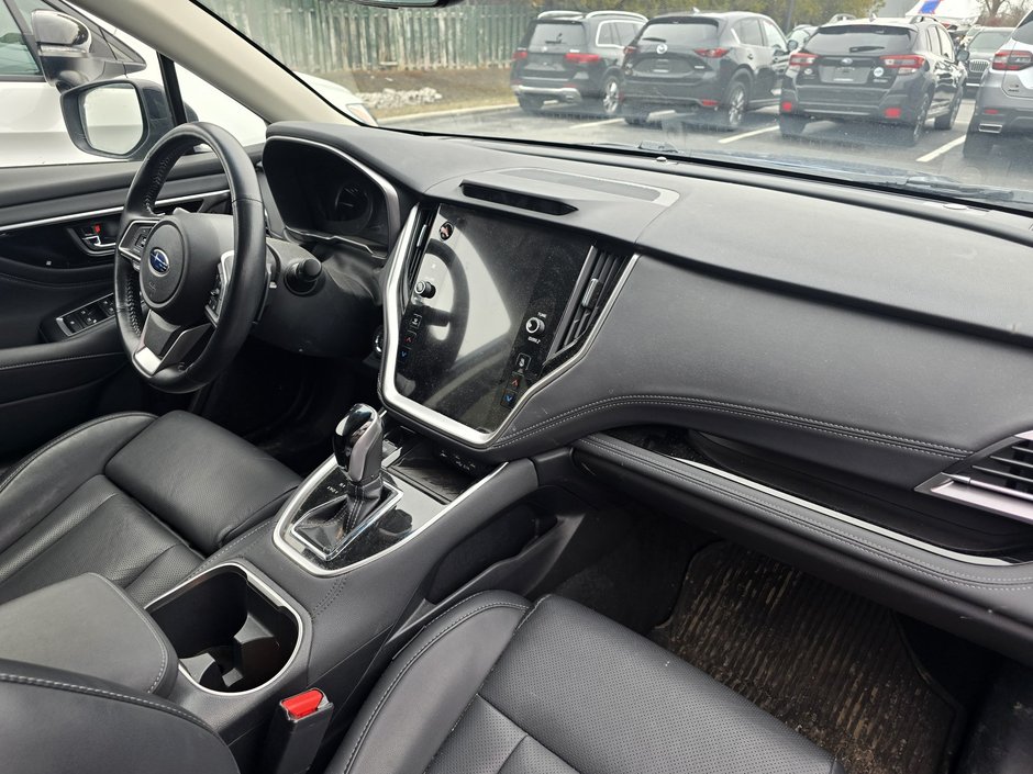 Subaru Outback Limited XT IMPECCABLE ! 2022-4