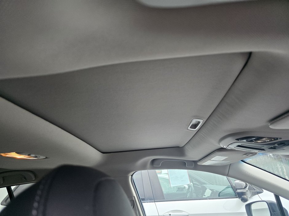 Subaru Outback Limited XT IMPECCABLE ! 2022-8