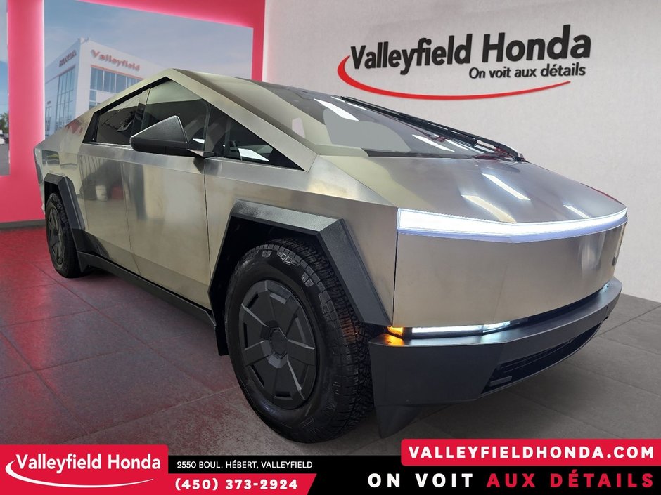 2025 Tesla Cybertruck AWD - IMPECCABLE NEUF-2