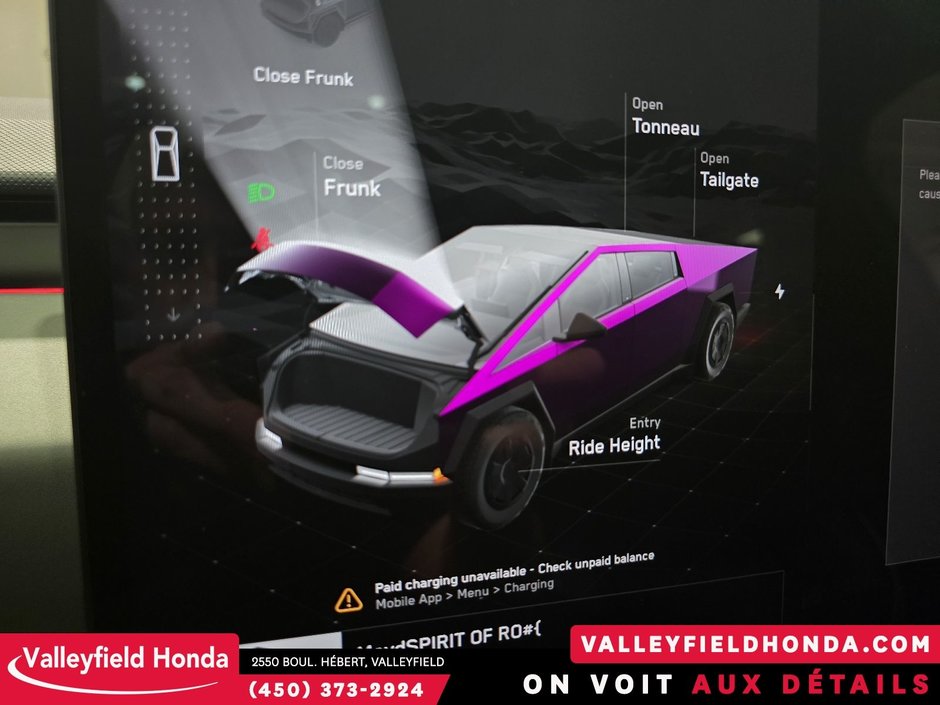 2025 Tesla Cybertruck AWD - IMPECCABLE NEUF-22