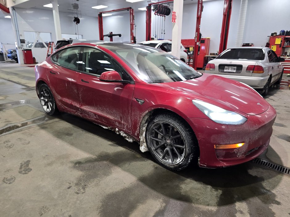 Tesla Model 3  2022-2