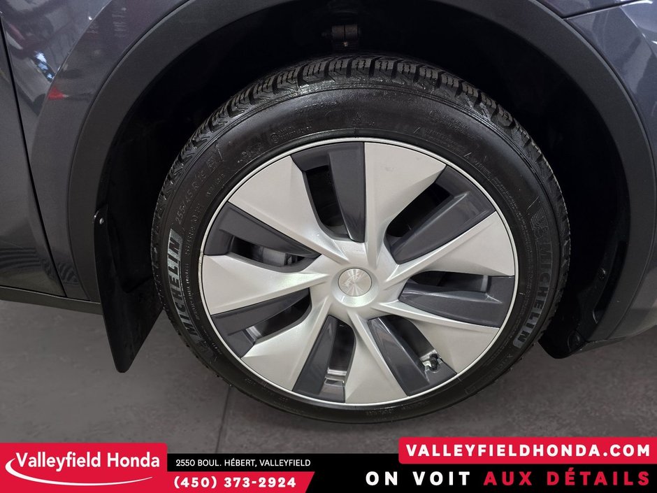 2023 Tesla Model Y Long Range AWD IMPECCABLE-11