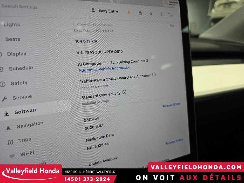 2023 Tesla Model Y Long Range AWD IMPECCABLE-26