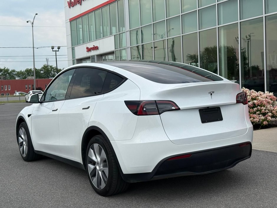 2023 Tesla Model Y-6