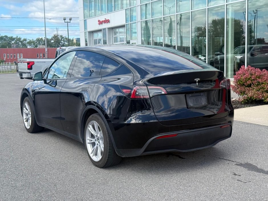 Tesla Model Y  2023-6