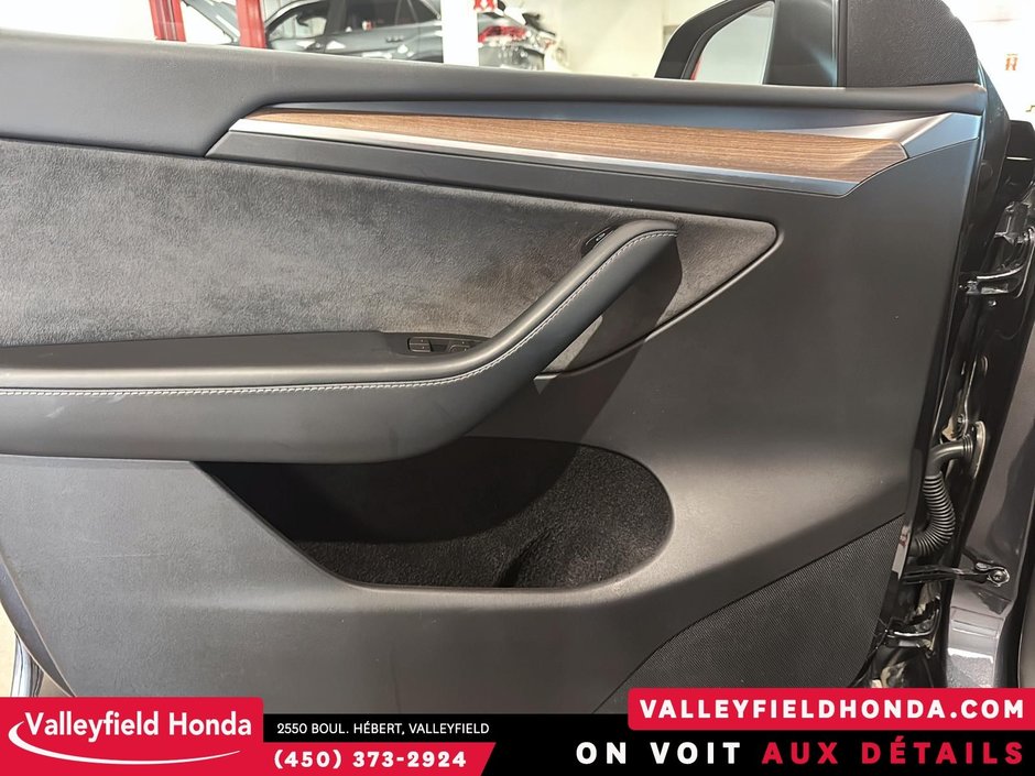Tesla Model Y Long Range 497KM AUTONOMIE VOLANT CHAUFFANT 19PO 2024-15