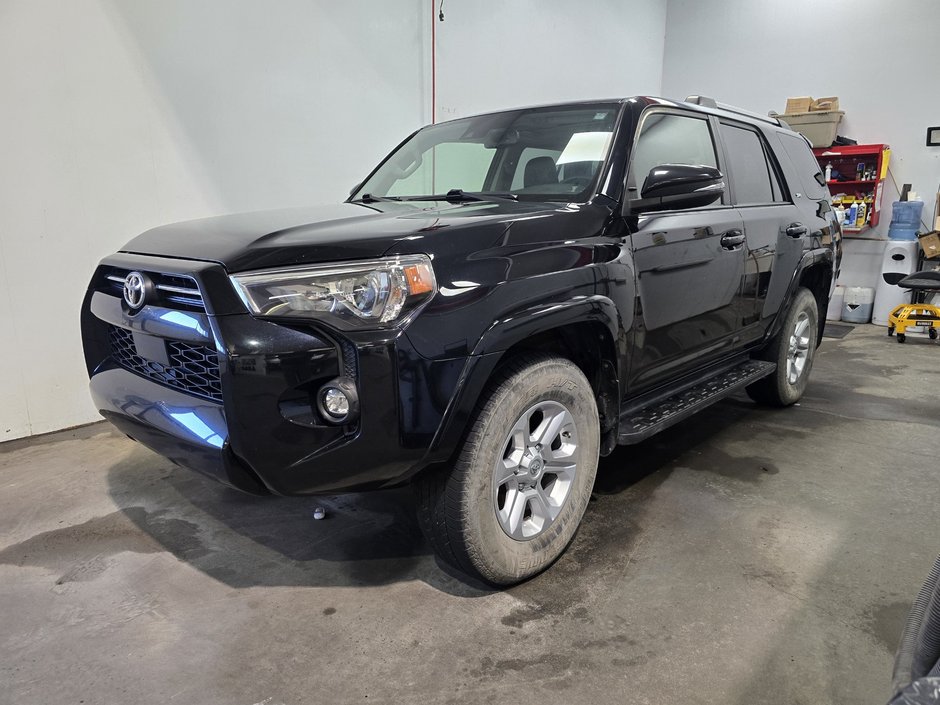 Toyota 4Runner SR5 PREMIUM 2023-0