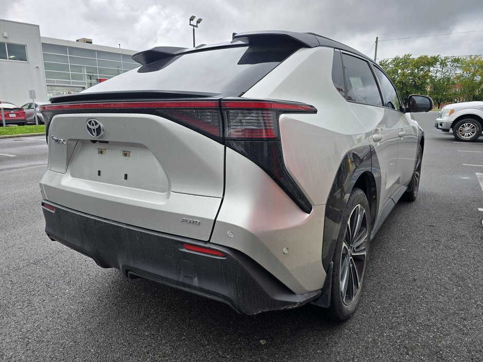 2023 Toyota bZ4X XLE AWD-7