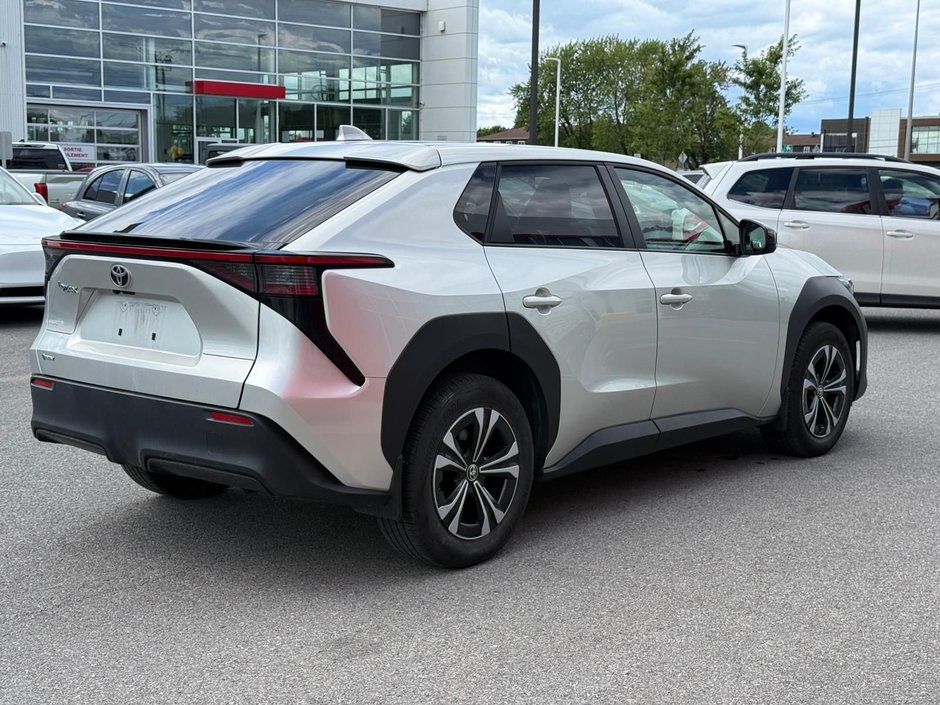Toyota bZ4X LE 2024-4
