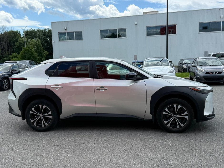 Toyota bZ4X LE 2024-3