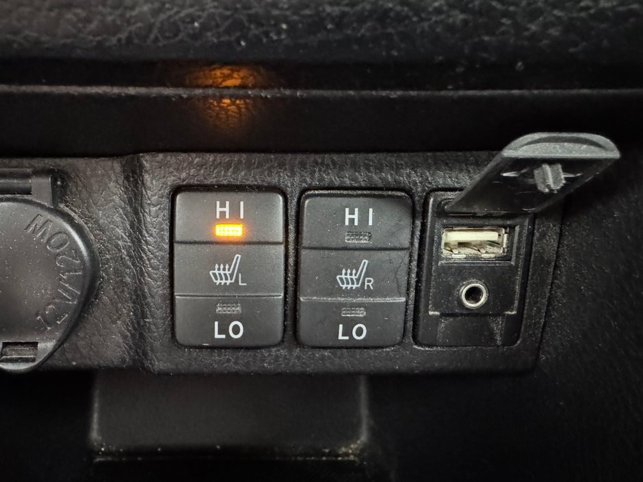 2016 Toyota Corolla LE - 1 SEUL PROPRIO - AUTOMATIQUE-12