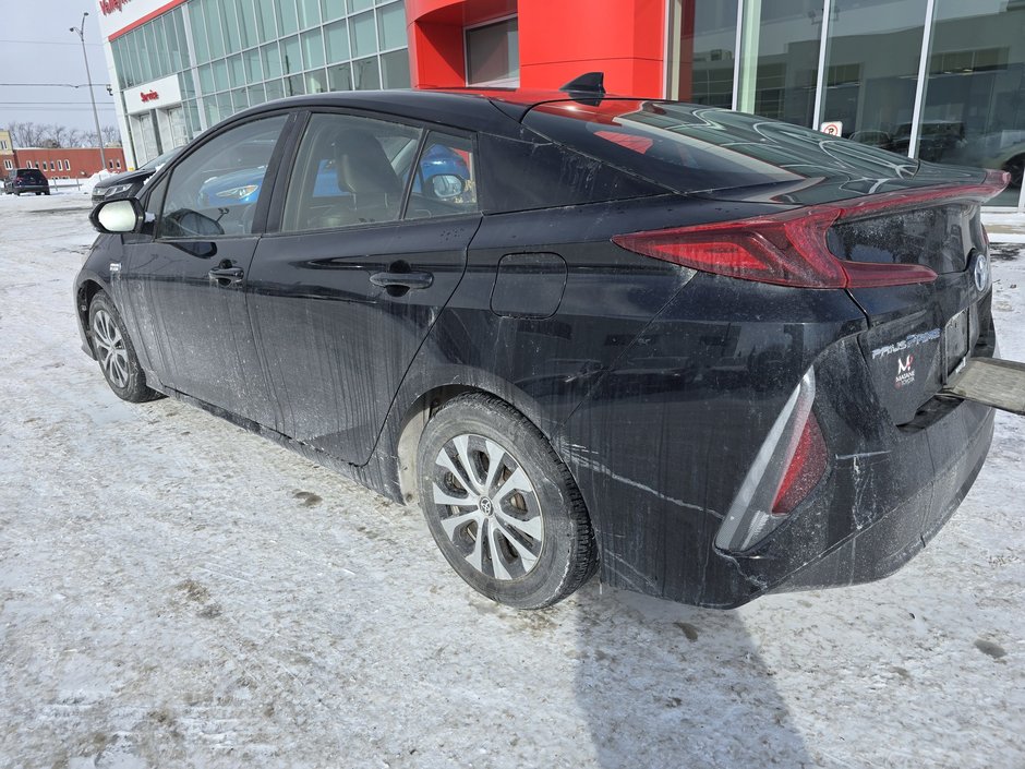 Toyota Prius Prime Upgrade 2021-9