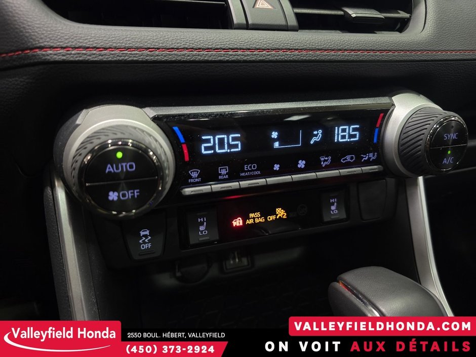 2025 Toyota RAV4 Plug-In Hybrid SE COMME NEUF BAS KM 1 PROPRIO-24