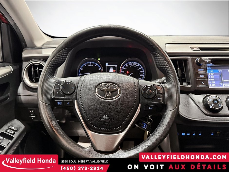Toyota RAV4 LE AWD IMPECCABLE 2017-15