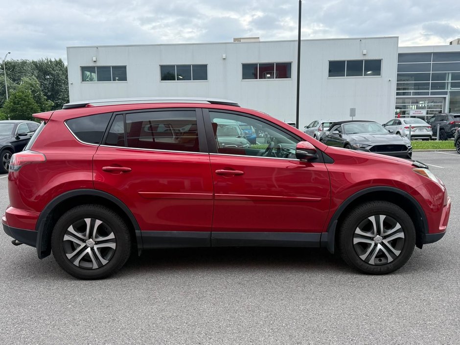 2017 Toyota RAV4 LE-3