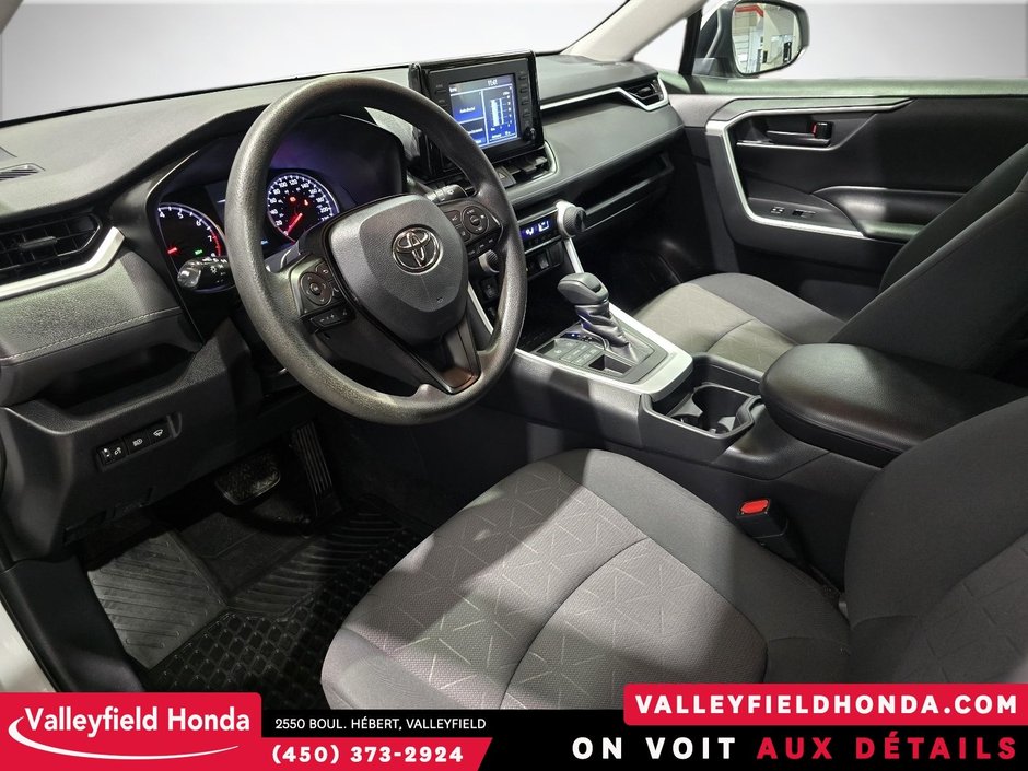 2019 Toyota RAV4 LE-12