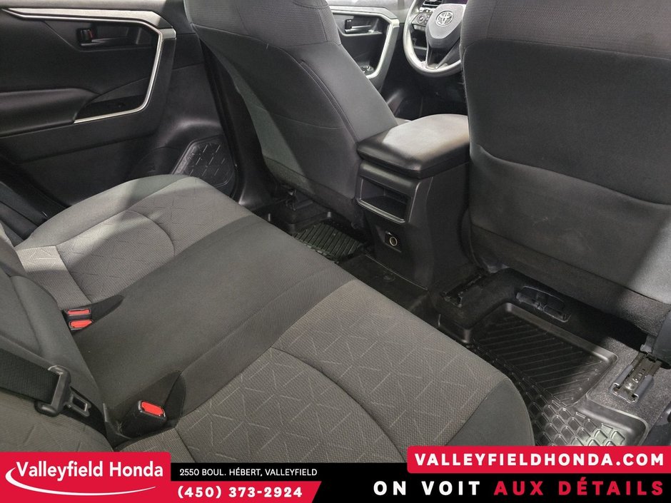 2019 Toyota RAV4 LE-13