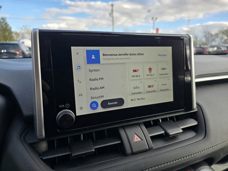 2025 Toyota RAV4 Hybrid XLE COMME NEUF ! BAS KM-6