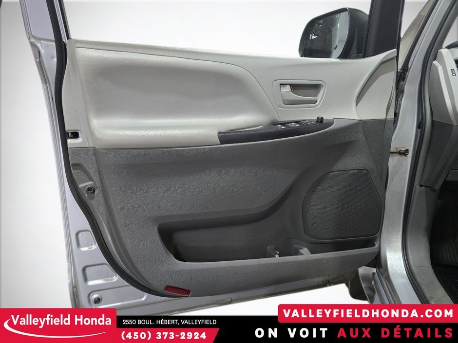 Toyota Sienna  2015-18