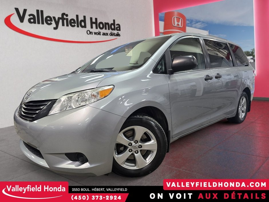 Toyota Sienna  2015-0