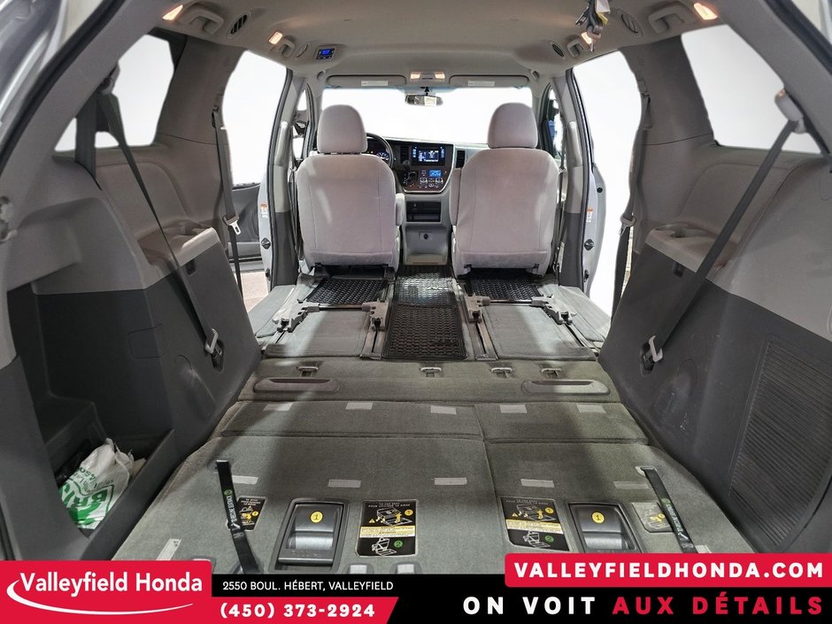 Toyota Sienna  2015-10