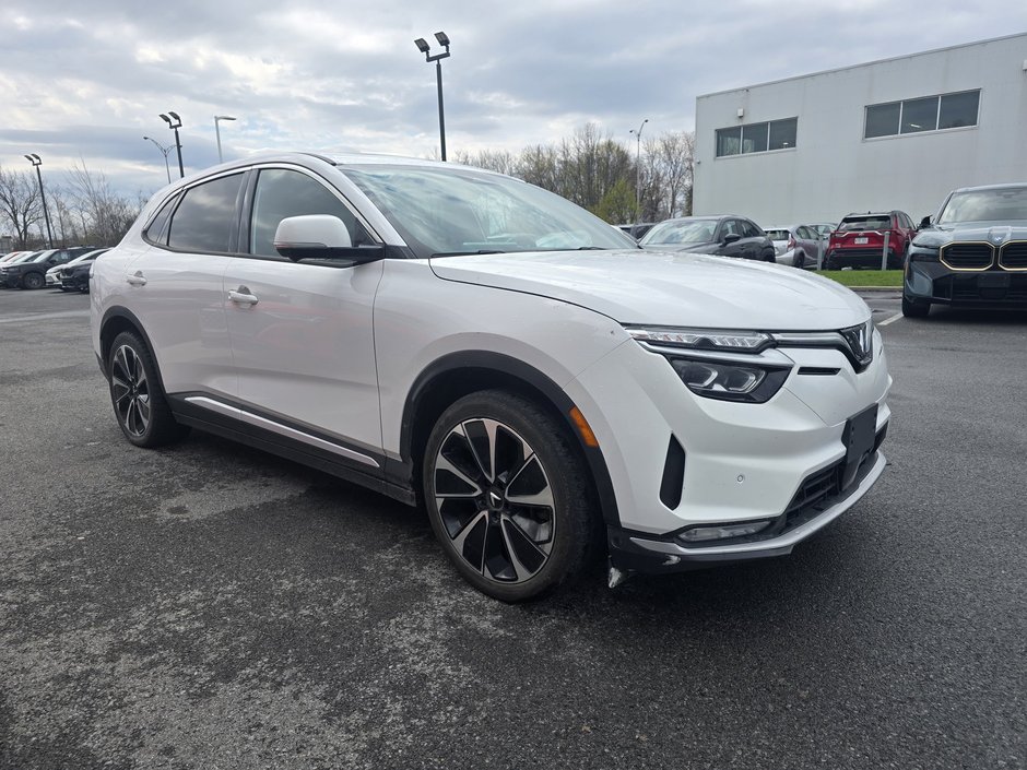 VinFast VF 8 Plus TOUT ÉQUIPÉ! 2023-4