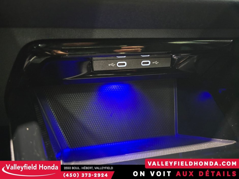 2023 Volkswagen Golf R-29