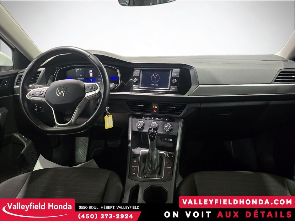 Volkswagen Jetta Trendline + BANC CHAUFFANT - CARPLAY 2024-13