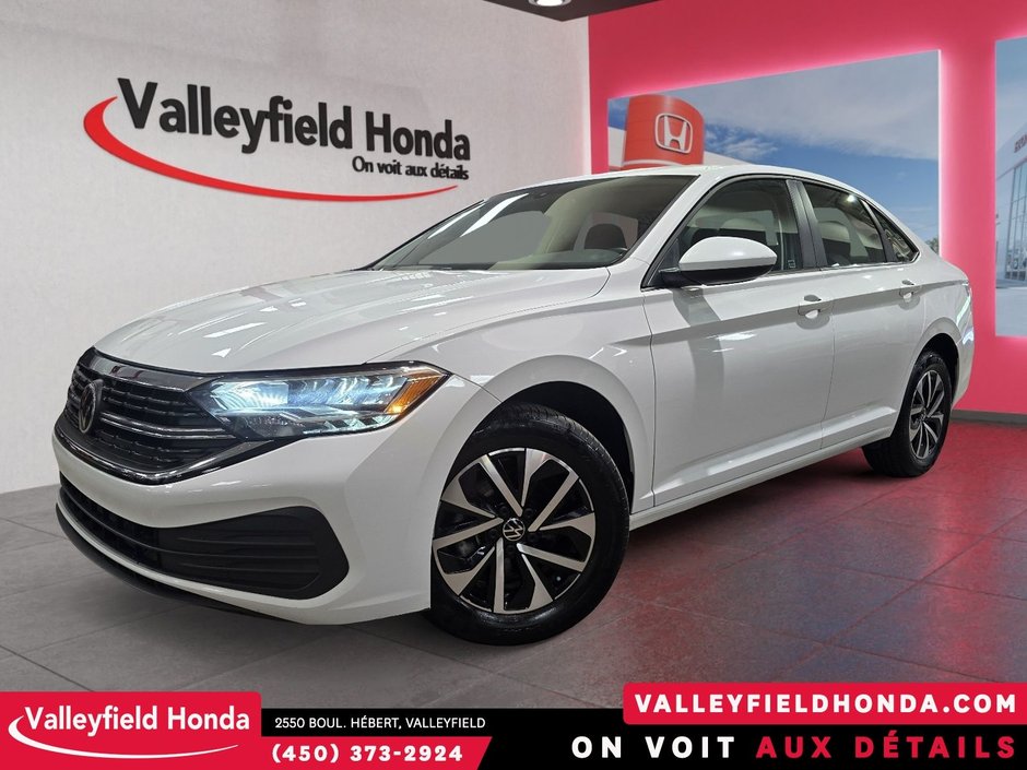 Volkswagen Jetta Trendline + BANC CHAUFFANT - CARPLAY 2024-0