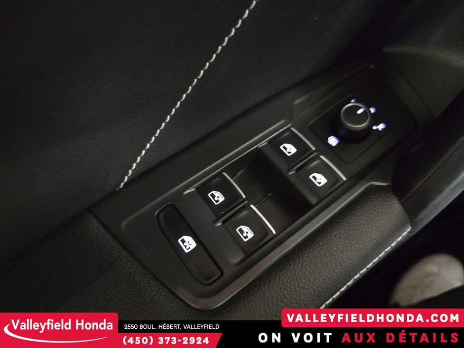 2023 Volkswagen Tiguan COMFORTLINE AWD-32