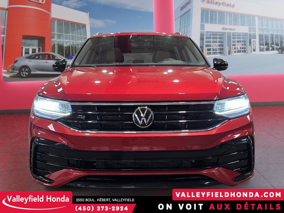 2024 Volkswagen Tiguan Comfortline R-Line Black Edition-1