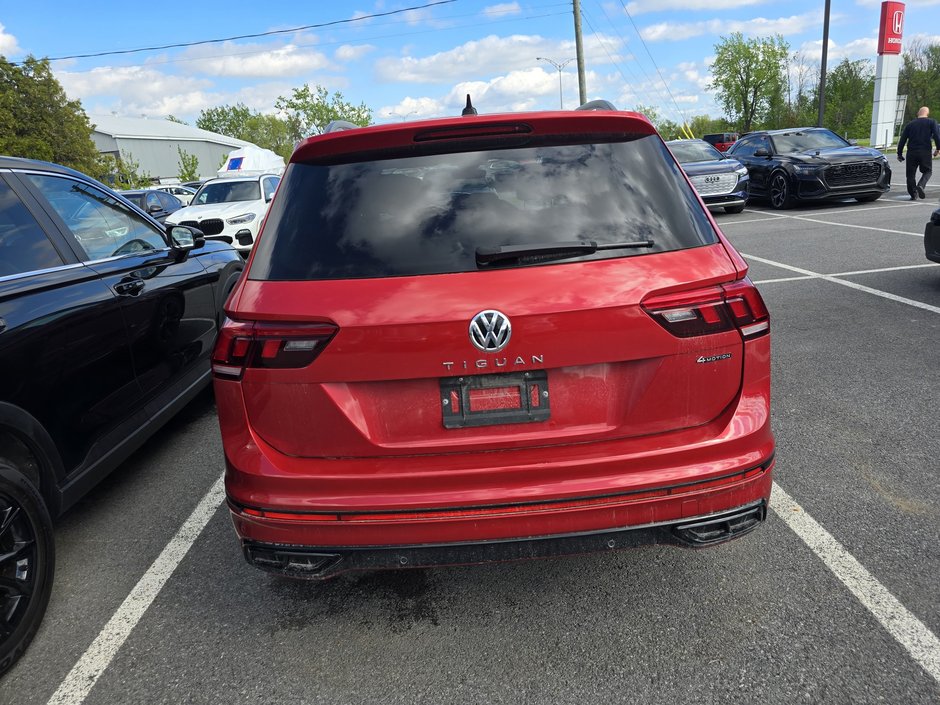 2024 Volkswagen Tiguan Comfortline R-Line Black Edition-6