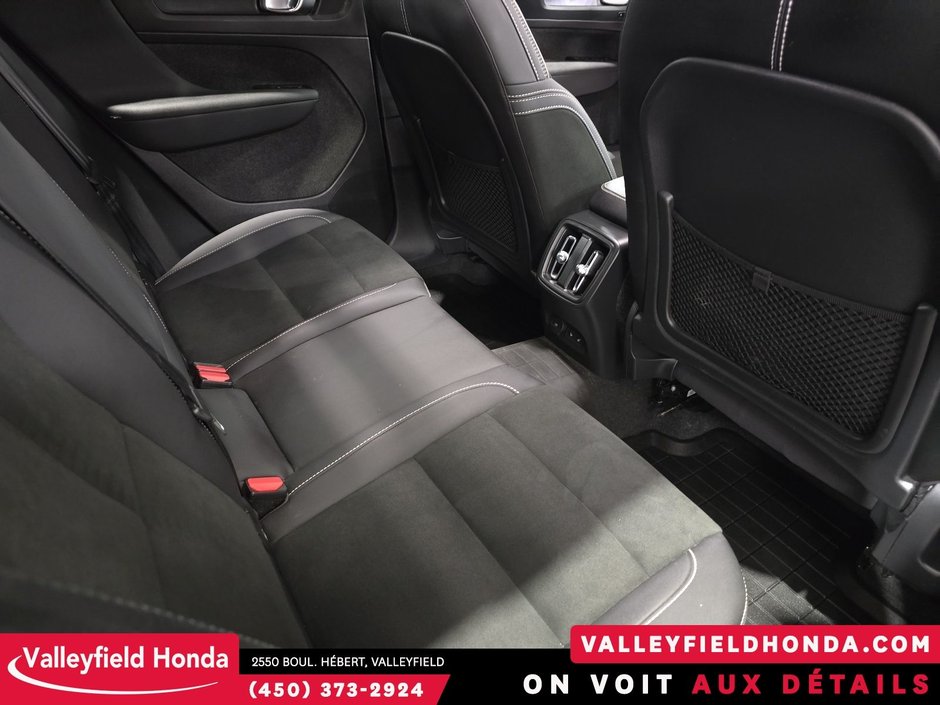 Volvo C40 Recharge Pure Electric Ultimate - CONDITION A1 2022-12