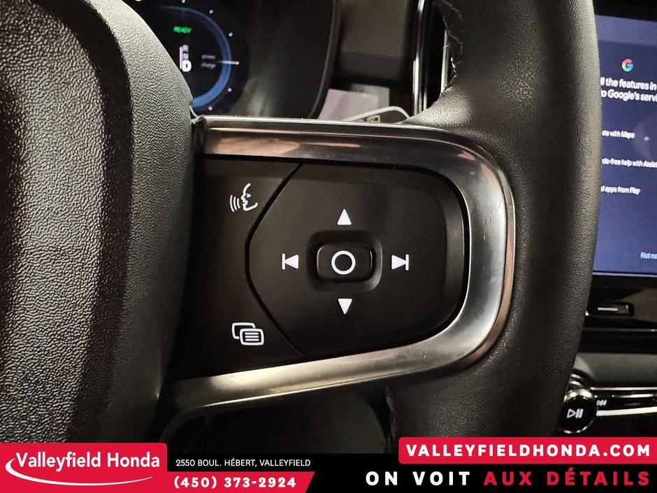 Volvo XC40 Recharge Pure Electric Ultimate 409KM AUTONOMIE TOIT PANORAMIQUE CARPLAY 2023-18