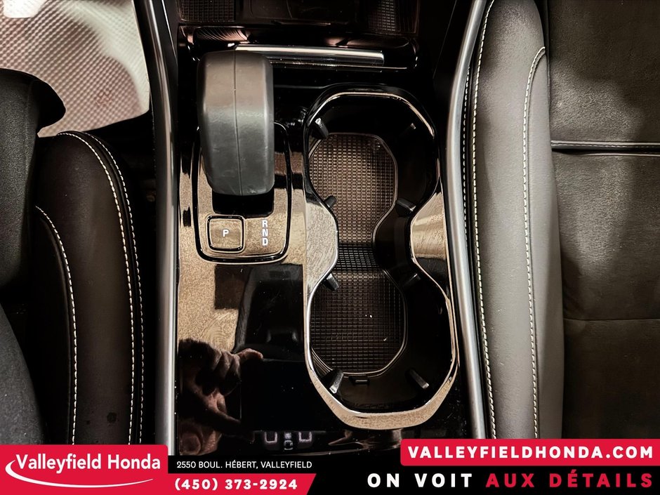 Volvo XC40 Recharge Pure Electric Ultimate 409KM AUTONOMIE TOIT PANORAMIQUE CARPLAY 2023-22
