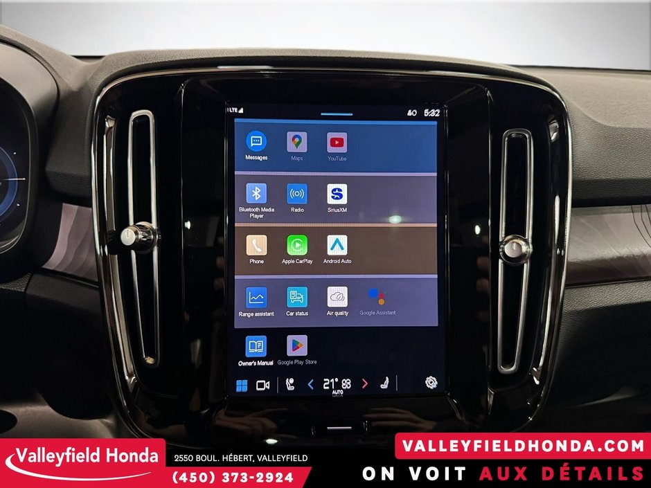 Volvo XC40 Recharge Pure Electric Ultimate 409KM AUTONOMIE TOIT PANORAMIQUE CARPLAY 2023-21