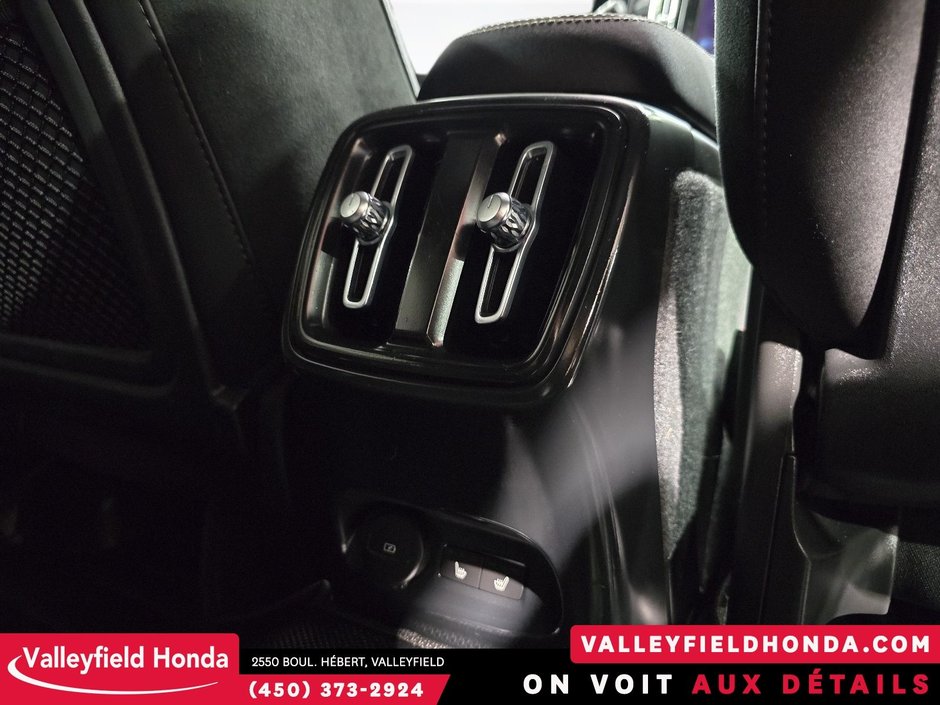 2024 Volvo XC40 Recharge Pure Electric Ultimate ULTRA TWIN AWD 402HP-15