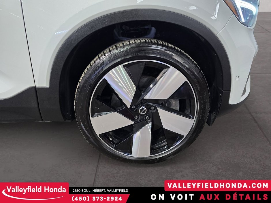 2024 Volvo XC40 Recharge Pure Electric Ultimate ULTRA TWIN AWD 402HP-12
