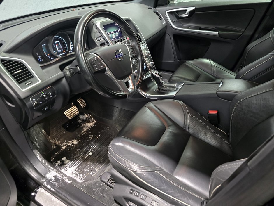 2017 Volvo XC60 T6 Drive-E R-Design-8