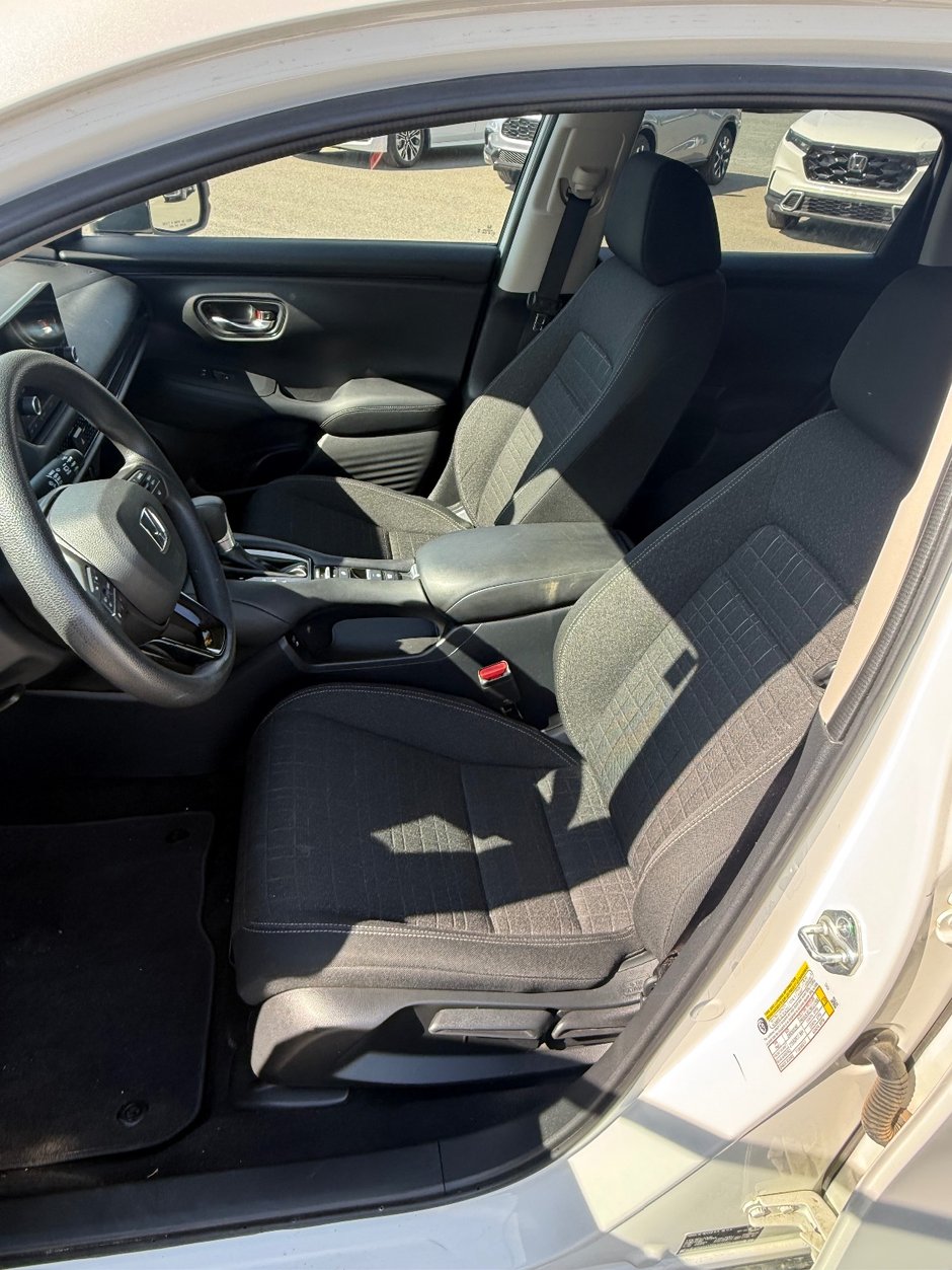 2024 Honda HR-V LX-B-4