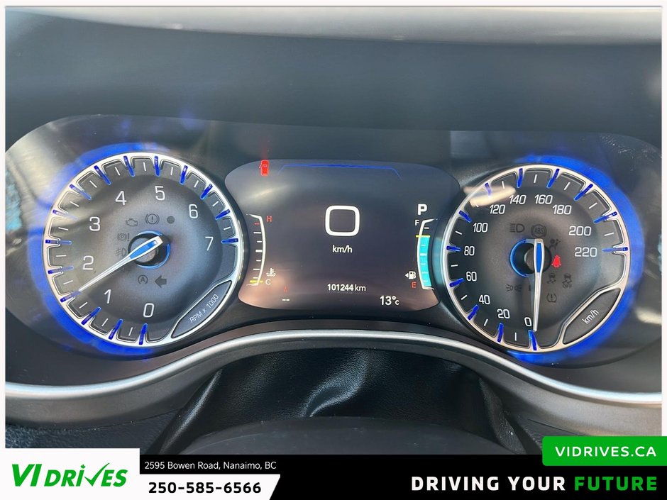 2021 Chrysler Pacifica Touring-L-11