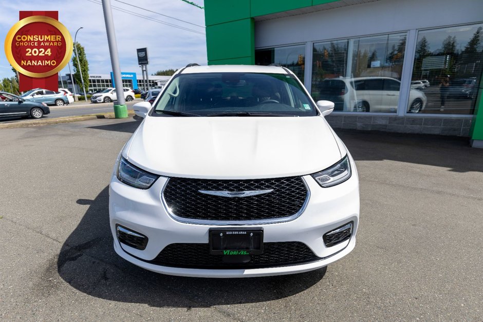 2022 Chrysler Pacifica Touring L-3