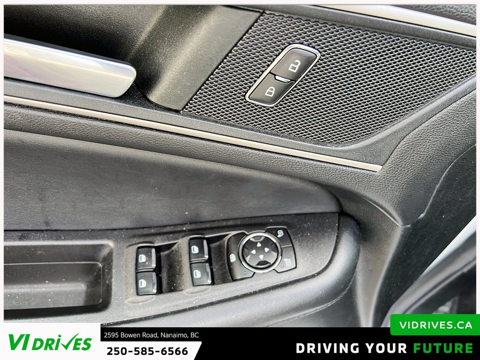 2022 Ford Edge SEL-9