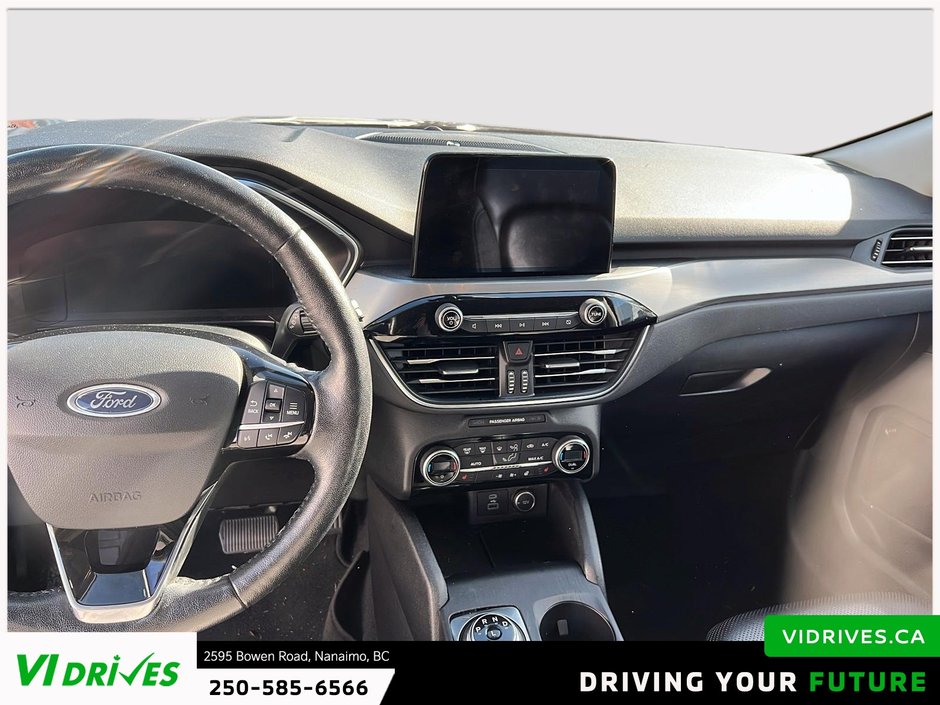 2021 Ford Escape Titanium Hybrid-9