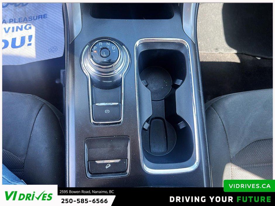 2018 Ford Fusion SE-13