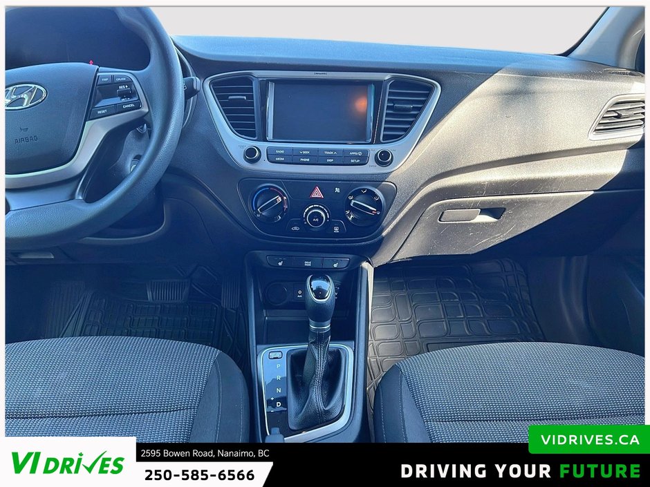 2019 Hyundai Accent Preferred-8