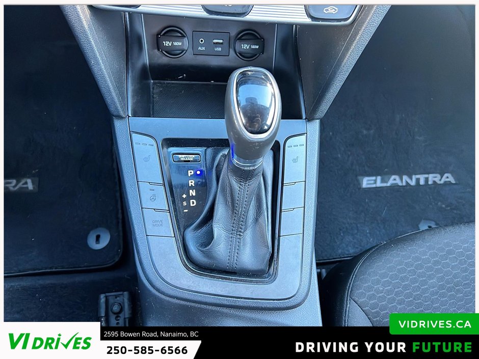 2020 Hyundai Elantra Preferred-13