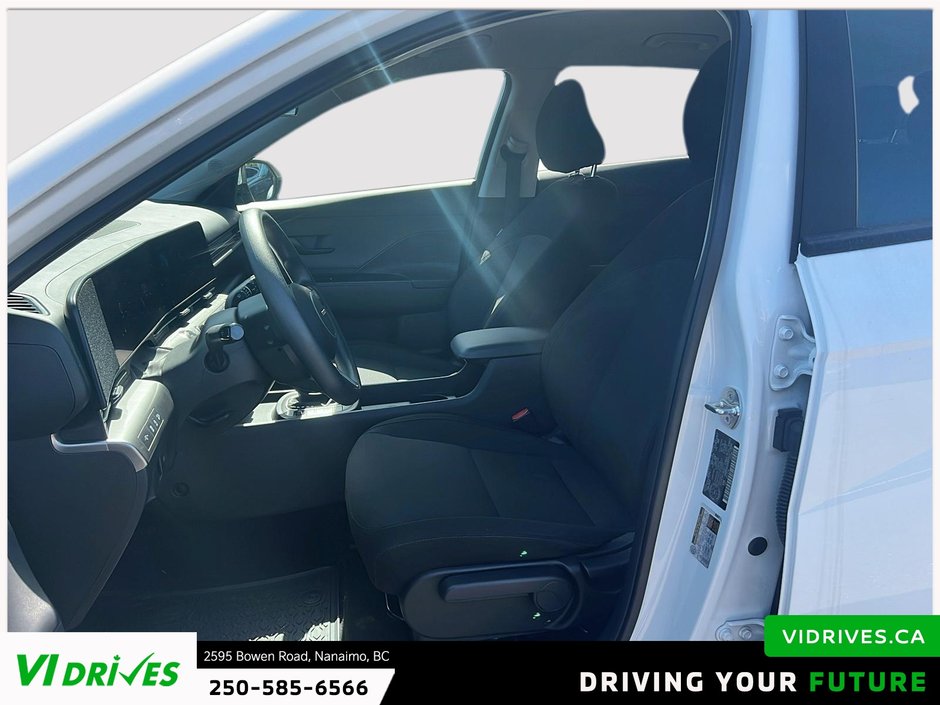 2025 Hyundai Kona Essential-7