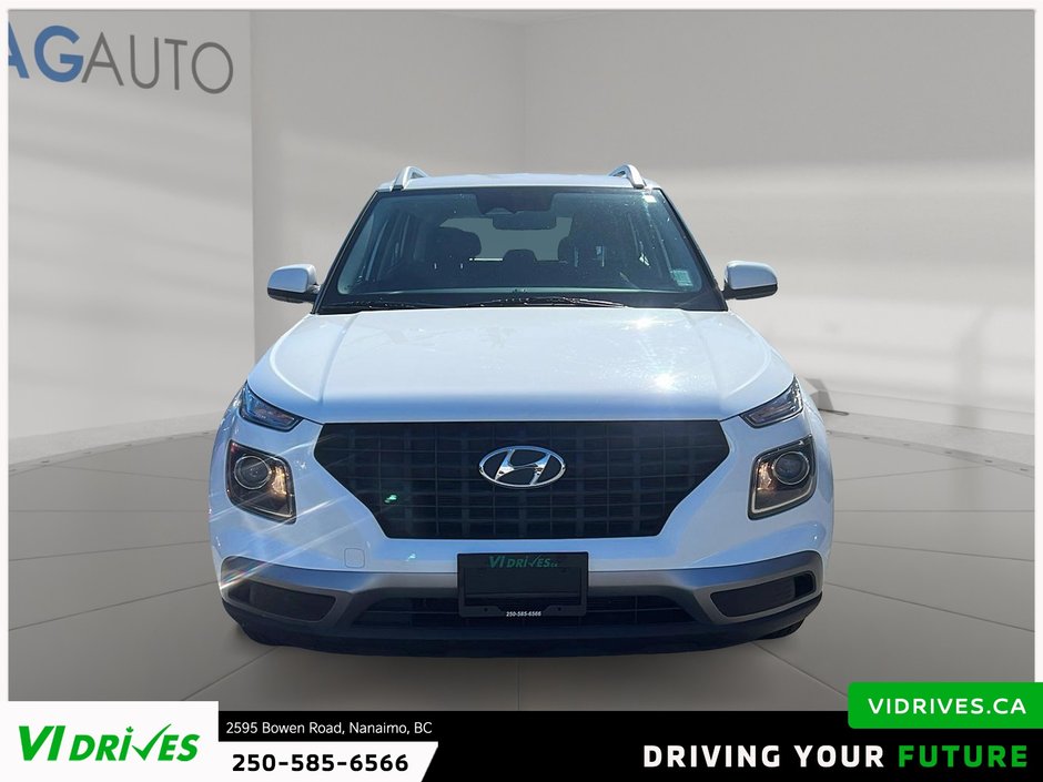2024 Hyundai Venue Preferred-1